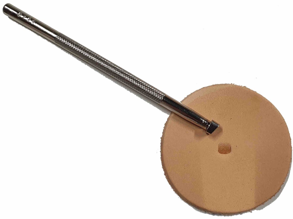 979