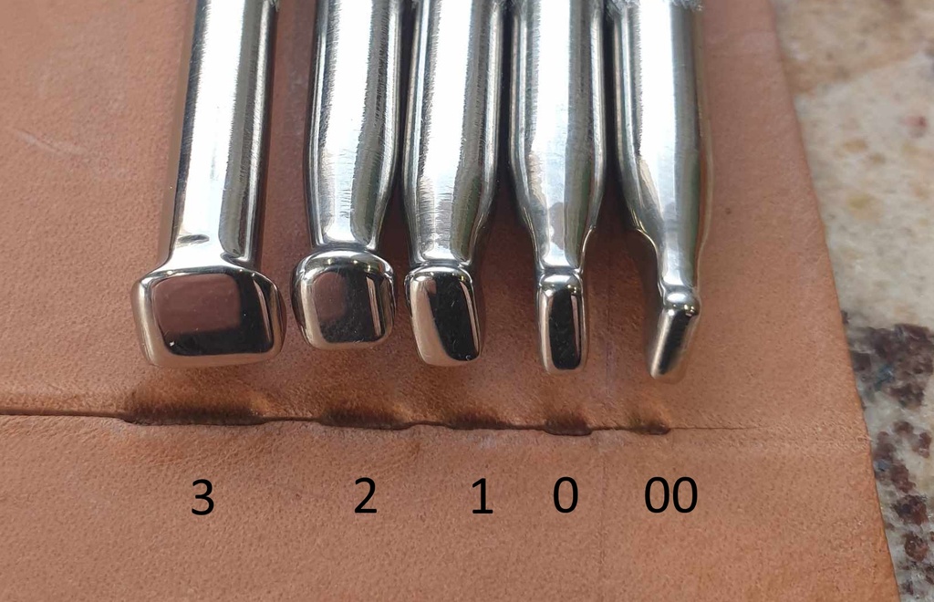 1559
